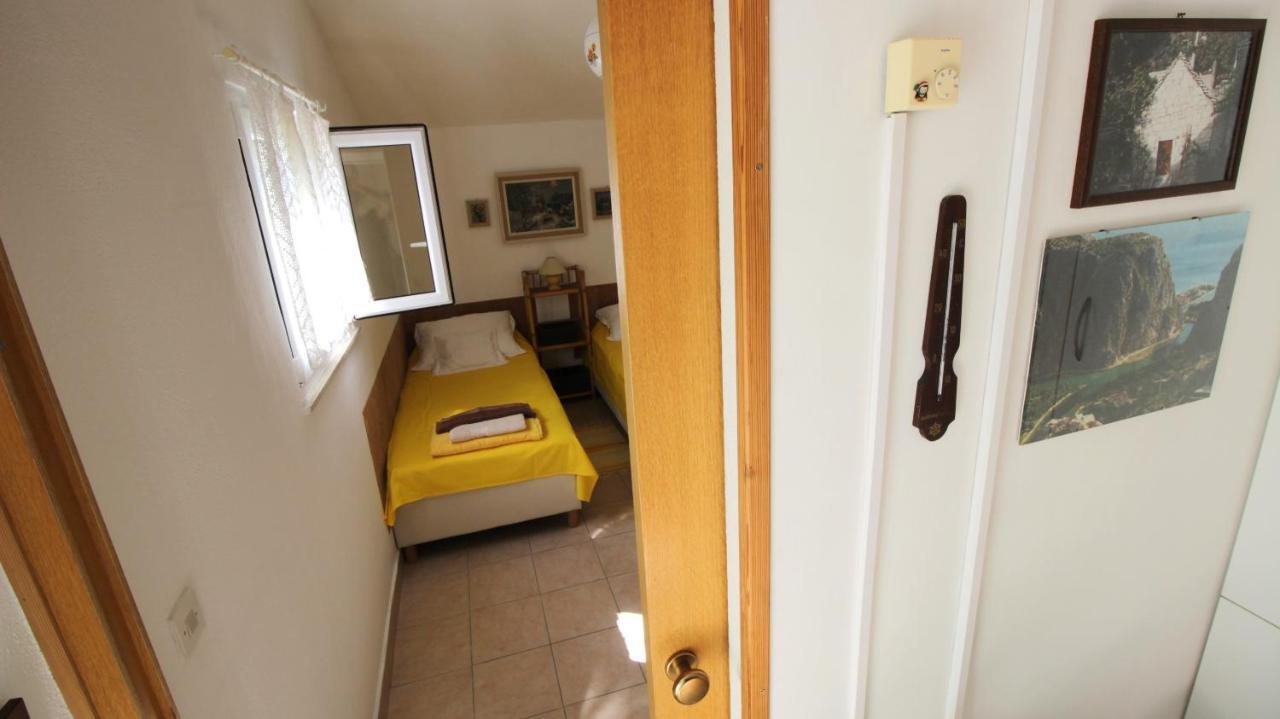 Seaside Apartment 奥米什 外观 照片